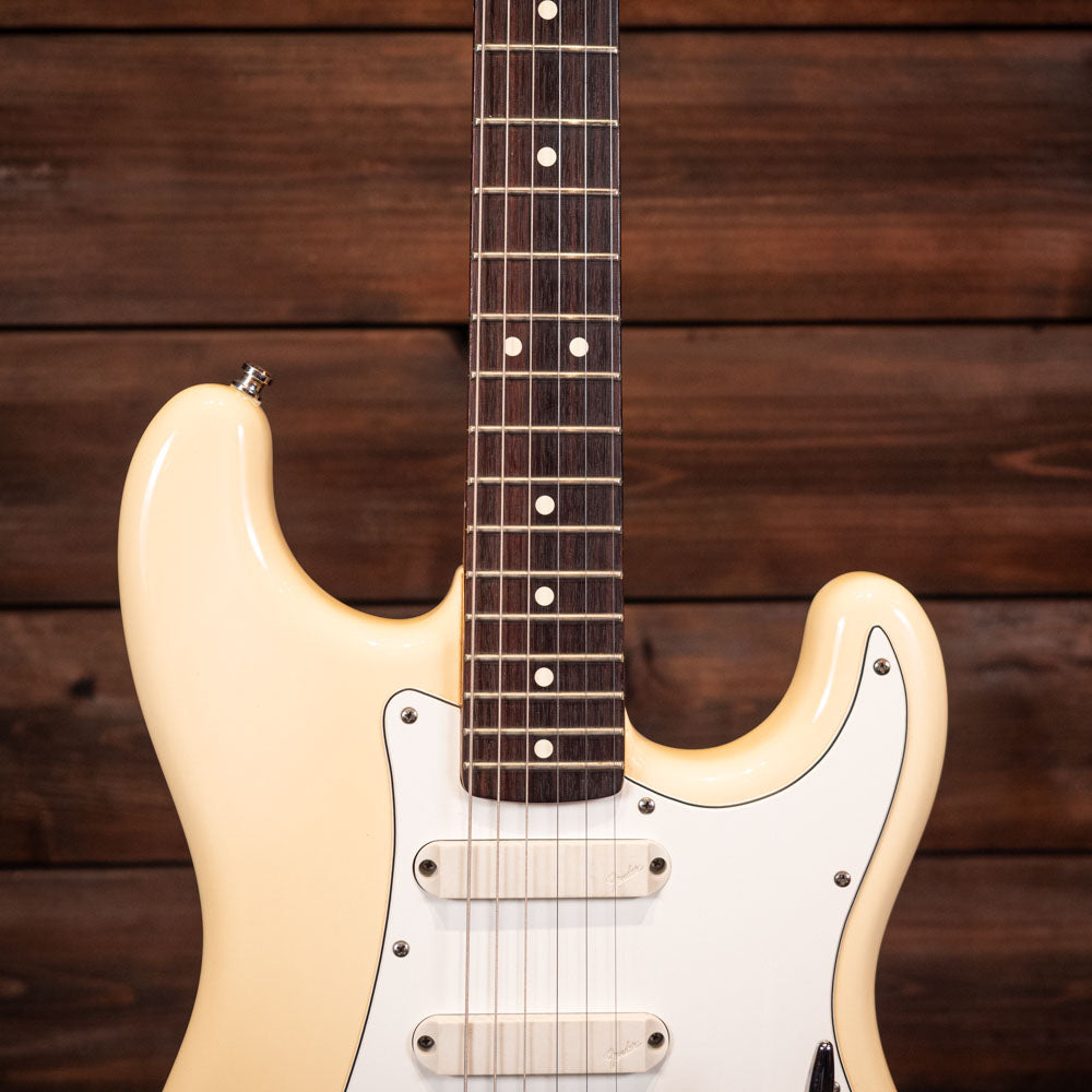 1983 Fender Stratocaster Elite - Arctic White
