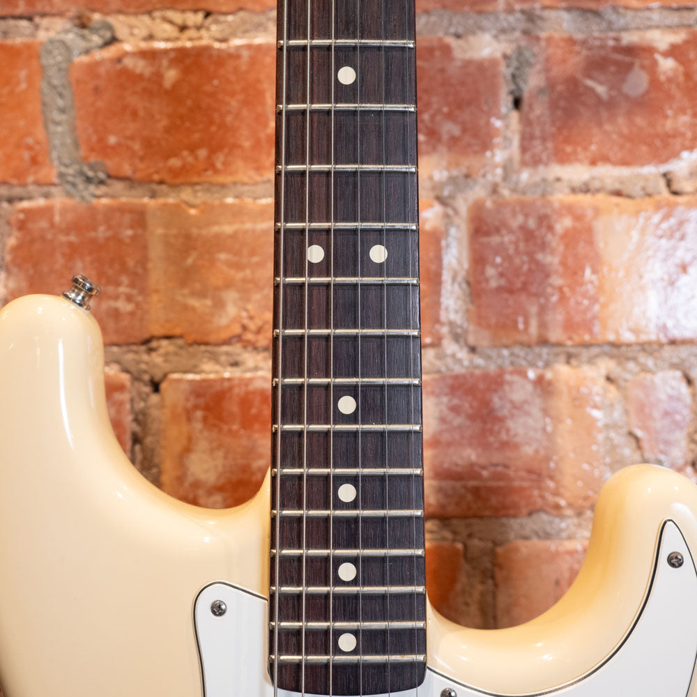 1983 Fender Stratocaster Elite - Arctic White