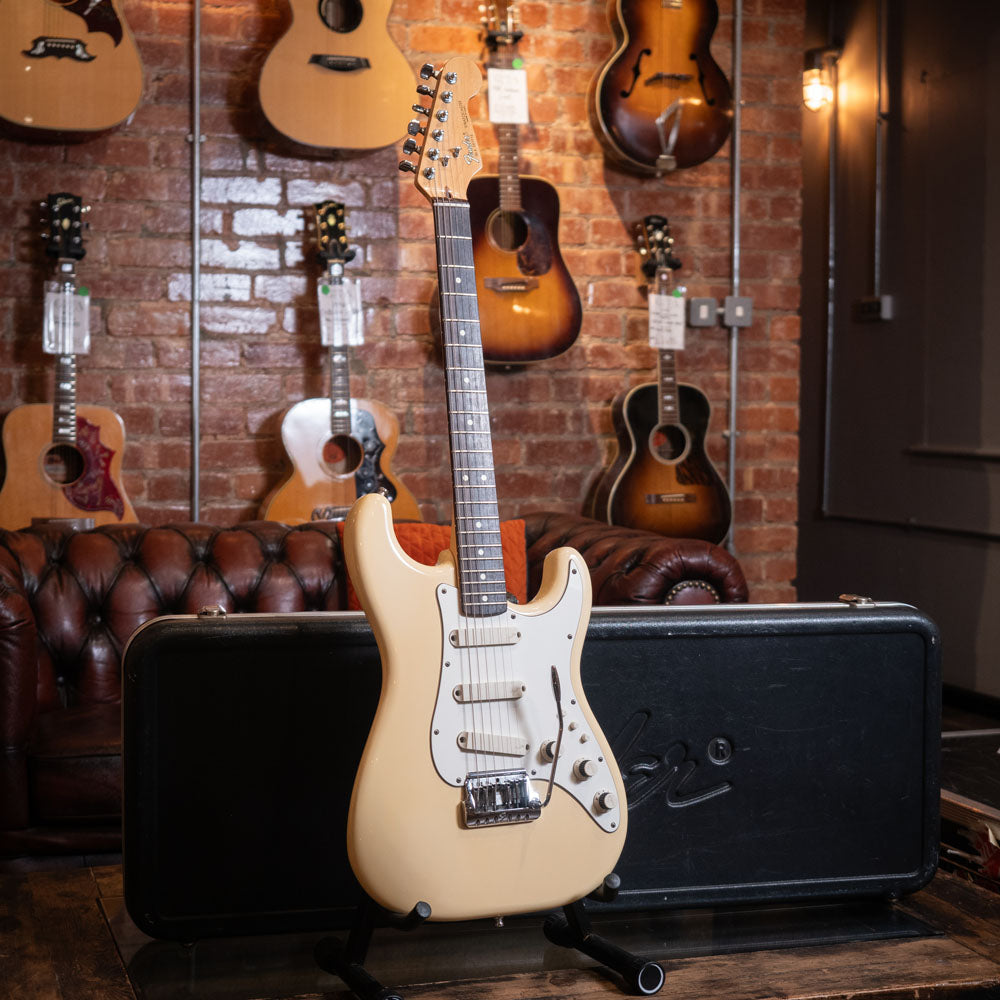 1983 Fender Stratocaster Elite - Arctic White