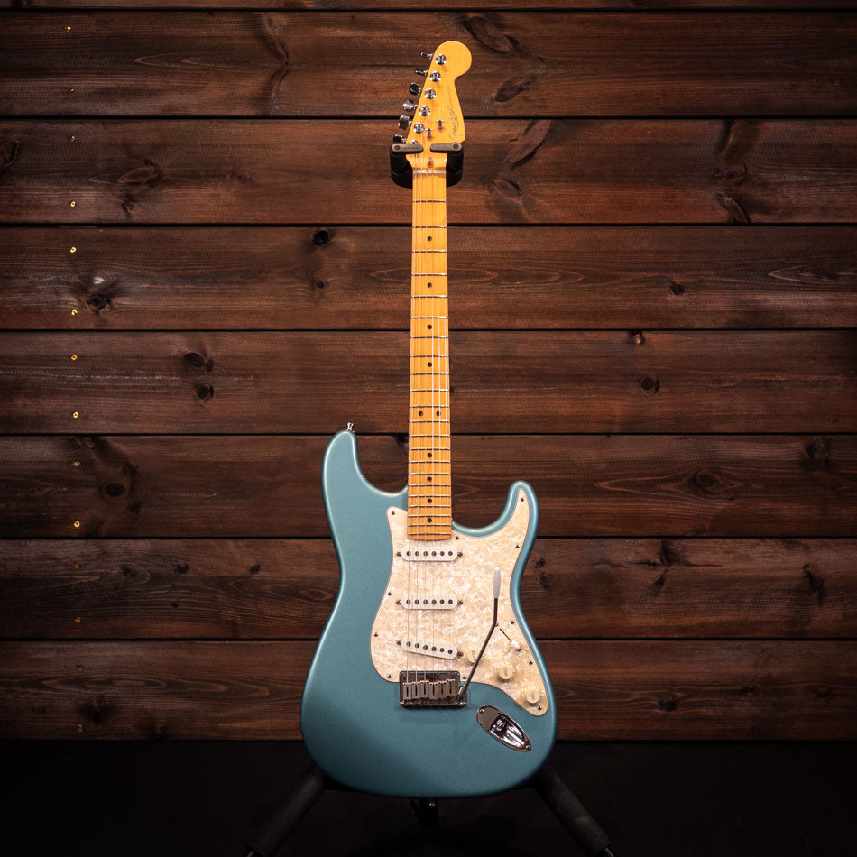 1997 Fender American Roadhouse Stratocaster – Teal Green Metallic