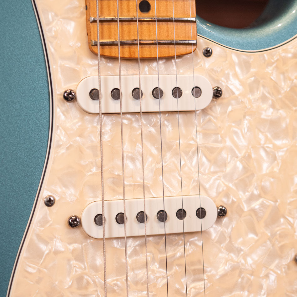 1997 Fender American Roadhouse Stratocaster – Teal Green Metallic