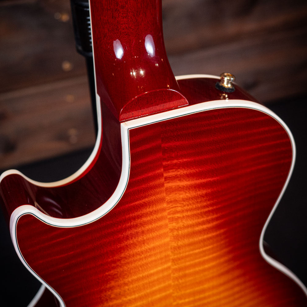 2004 Gibson Les Paul Supreme - Heritage Cherry Sunburst