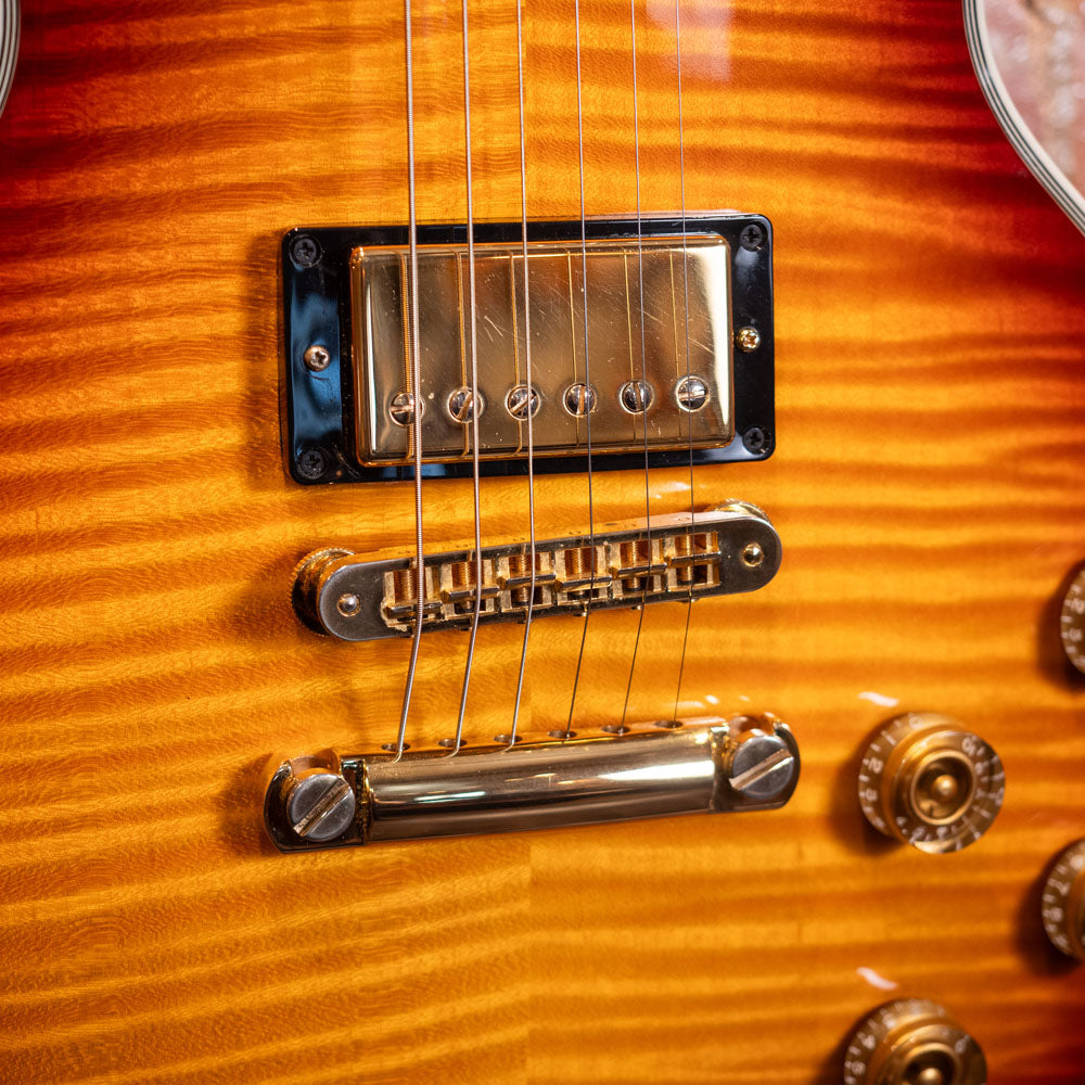 2004 Gibson Les Paul Supreme - Heritage Cherry Sunburst