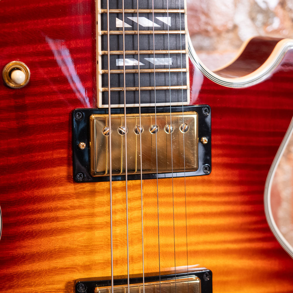 2004 Gibson Les Paul Supreme - Heritage Cherry Sunburst