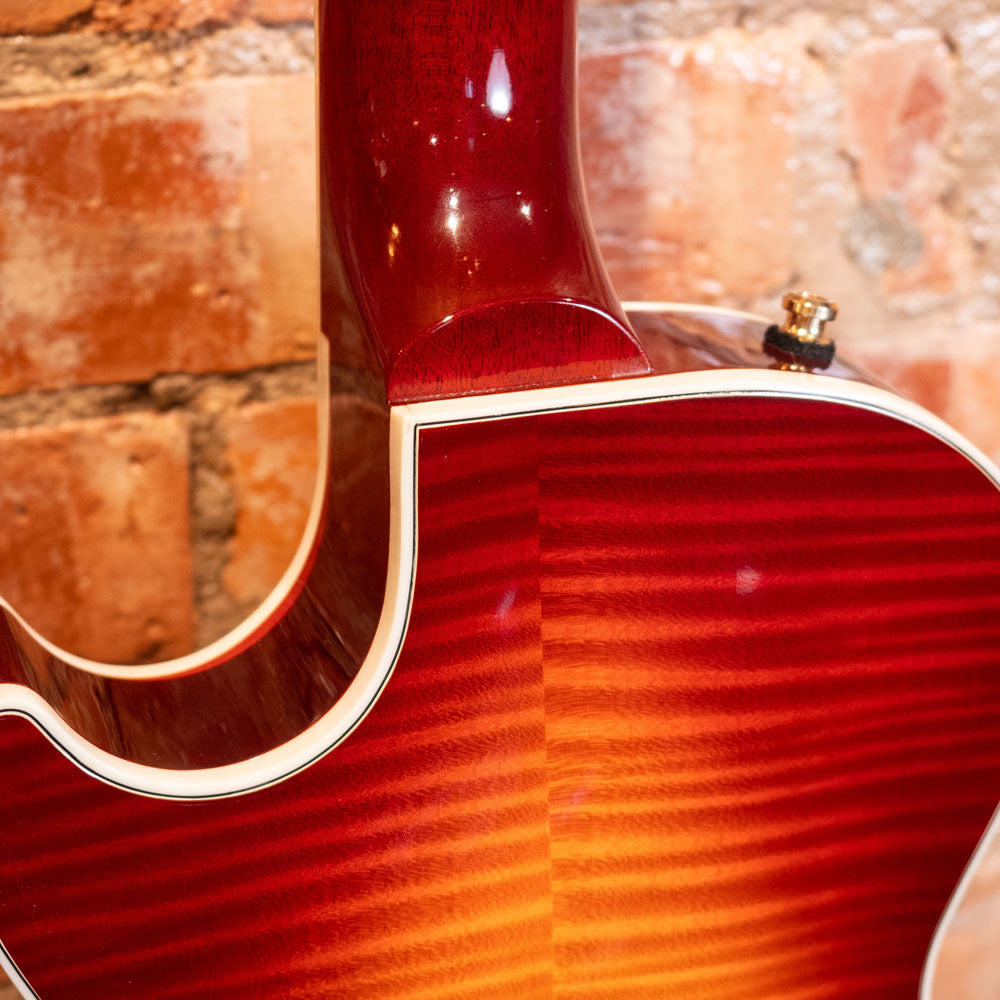 2004 Gibson Les Paul Supreme - Heritage Cherry Sunburst