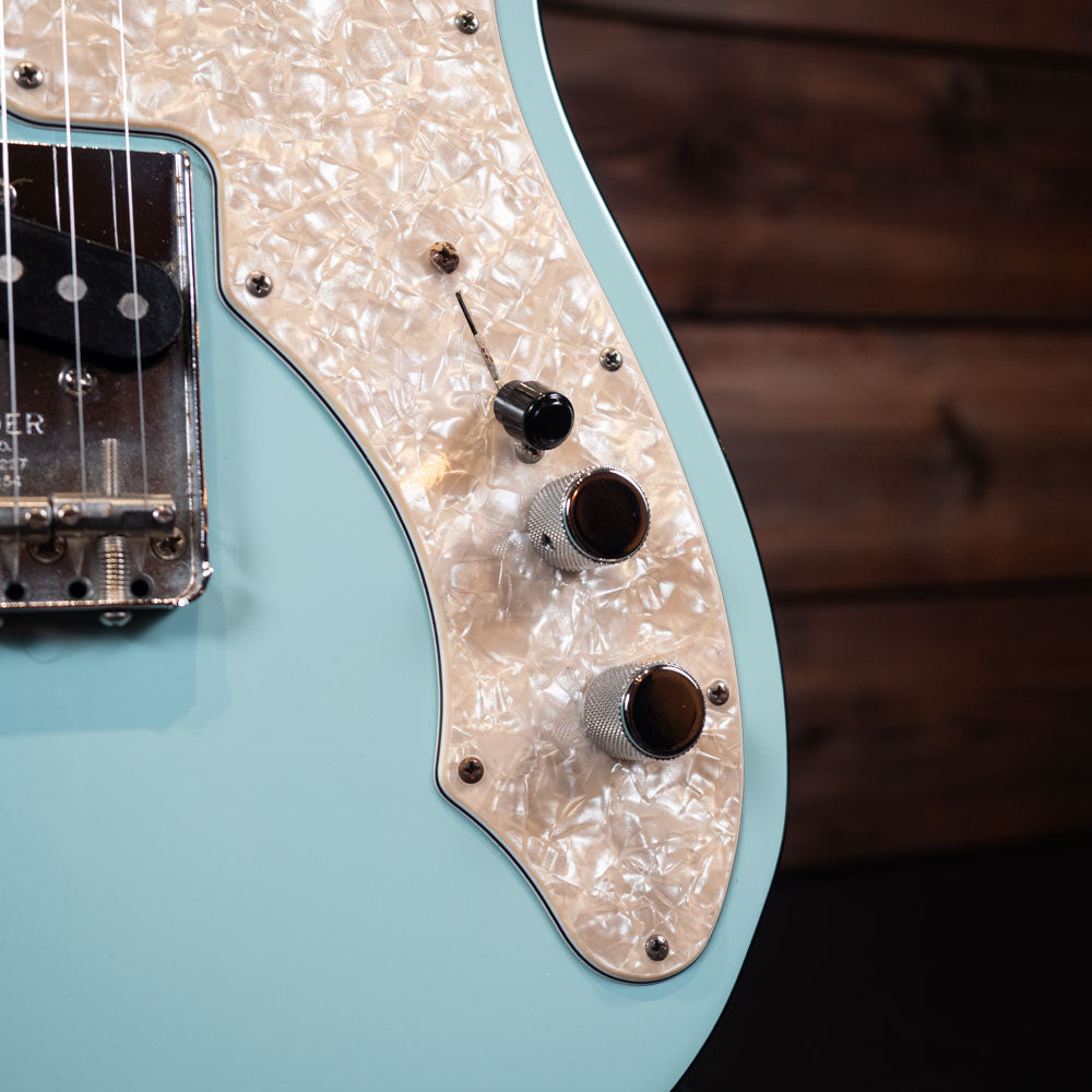 2019 Fender Limited Edition Two-Tone Telecaster Thinline - Daphne Blue