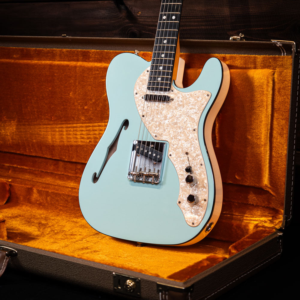 2019 Fender Limited Edition Two-Tone Telecaster Thinline - Daphne Blue
