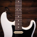 2023 Fender American Performer Stratocaster – Arctic White