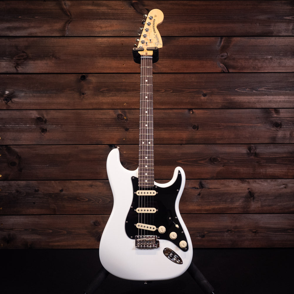 2023 Fender American Performer Stratocaster – Arctic White