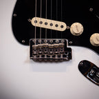 2023 Fender American Performer Stratocaster – Arctic White