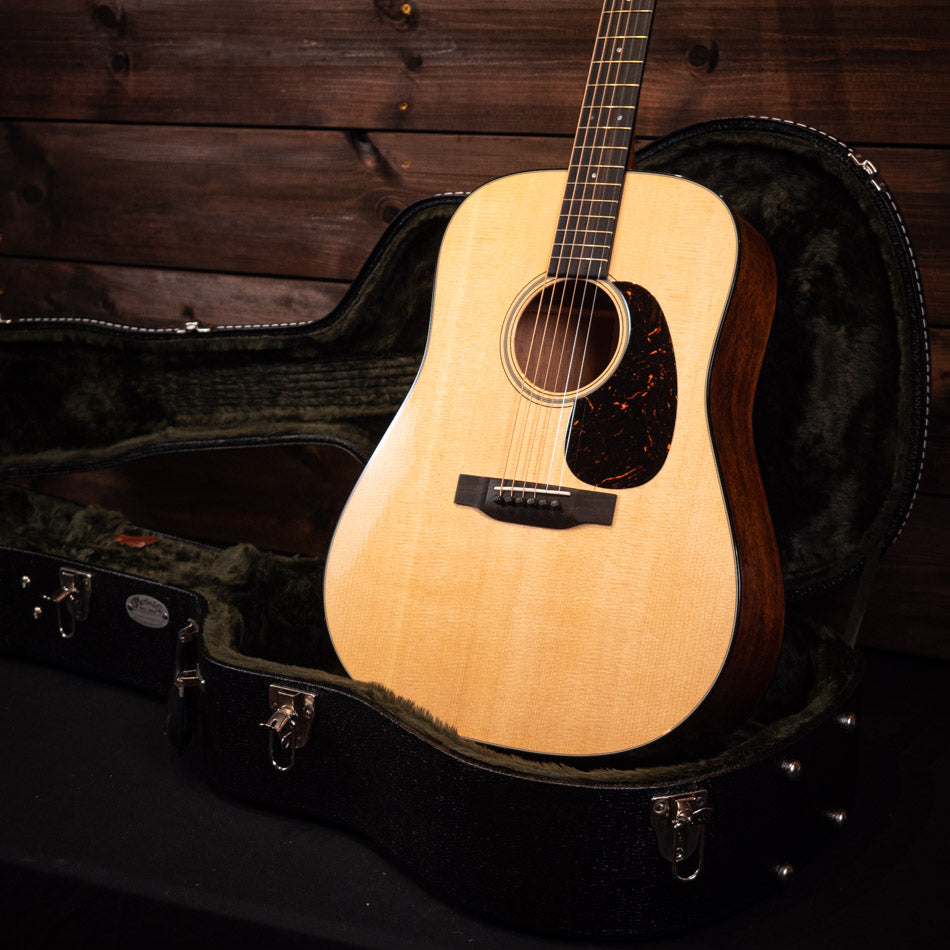 2025 Martin D-18 Standard Series – Natural