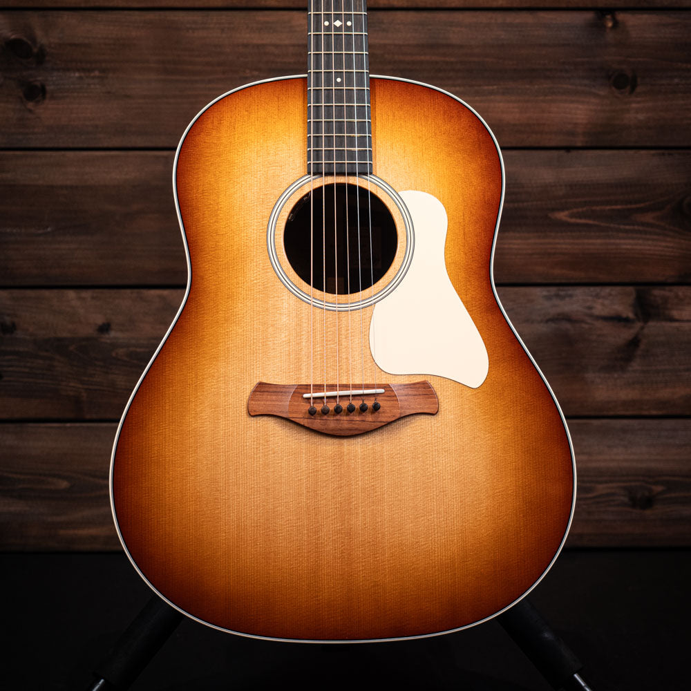 2025 Taylor Gold Label 717e - Sunburst