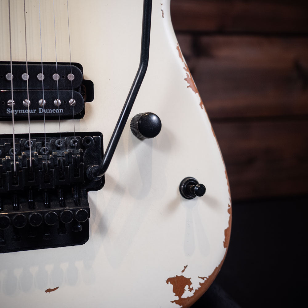 Charvel Pro-Mod Relic San Dimas Style 1 - Weathered White