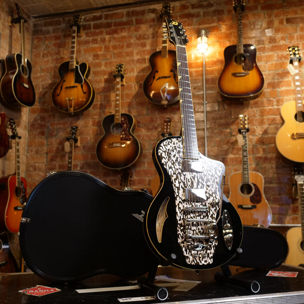 Duesenberg Julia -  Black