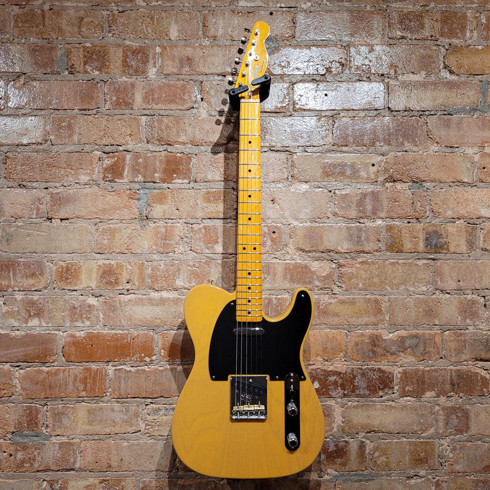 Fender American Vintage II 1951 Blackguard Telecaster - Butterscotch Blonde