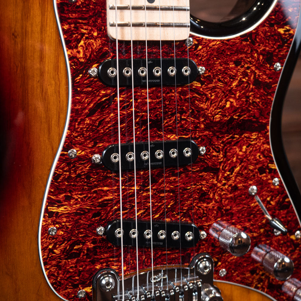 G&L Tribute Series S-500 - 3-Tone Sunburst