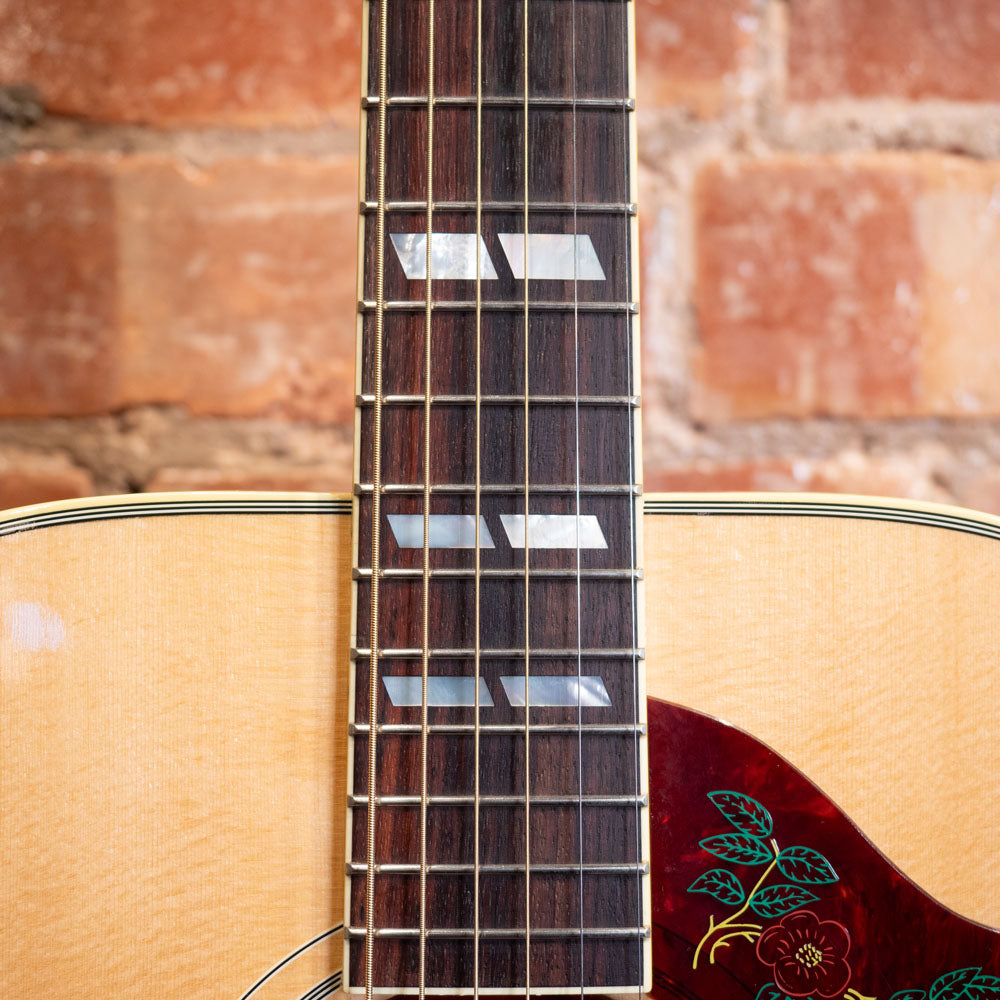 2022 Gibson Dove - Natural