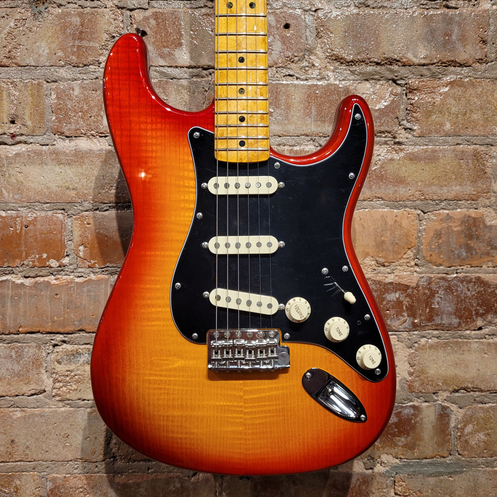 Fender stratocaster on sale red burst