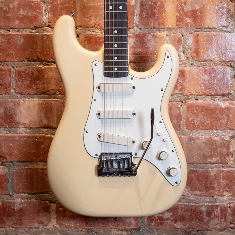 Used Fender Stratocaster Elite Electric Guitar Arctic White E341710 1